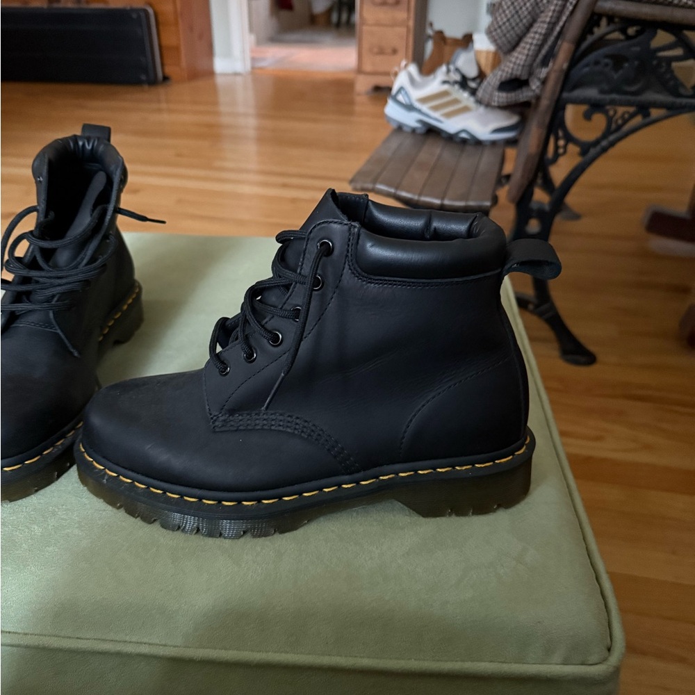 Doc Martens USA size 10.Brand new with box.939 Ben boots. Black greasy leather. - Picture 5 of 8